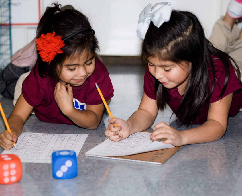 2B9A7122 enroll students